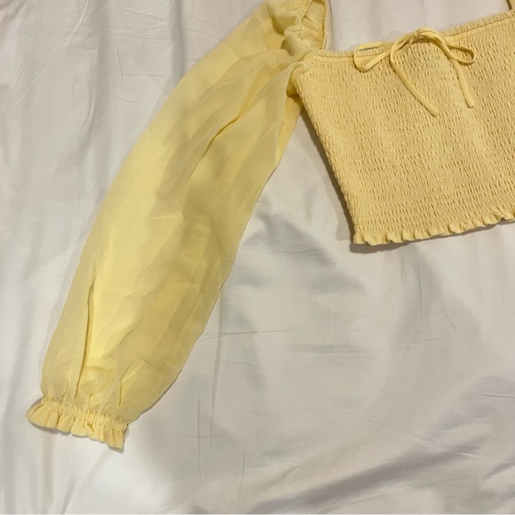 Wilfred aritzia yellow blouse - Picture 4 of 4